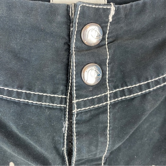 QUIKSILVER Black Palm Board Shorts Size 38 - Picture 3 of 9